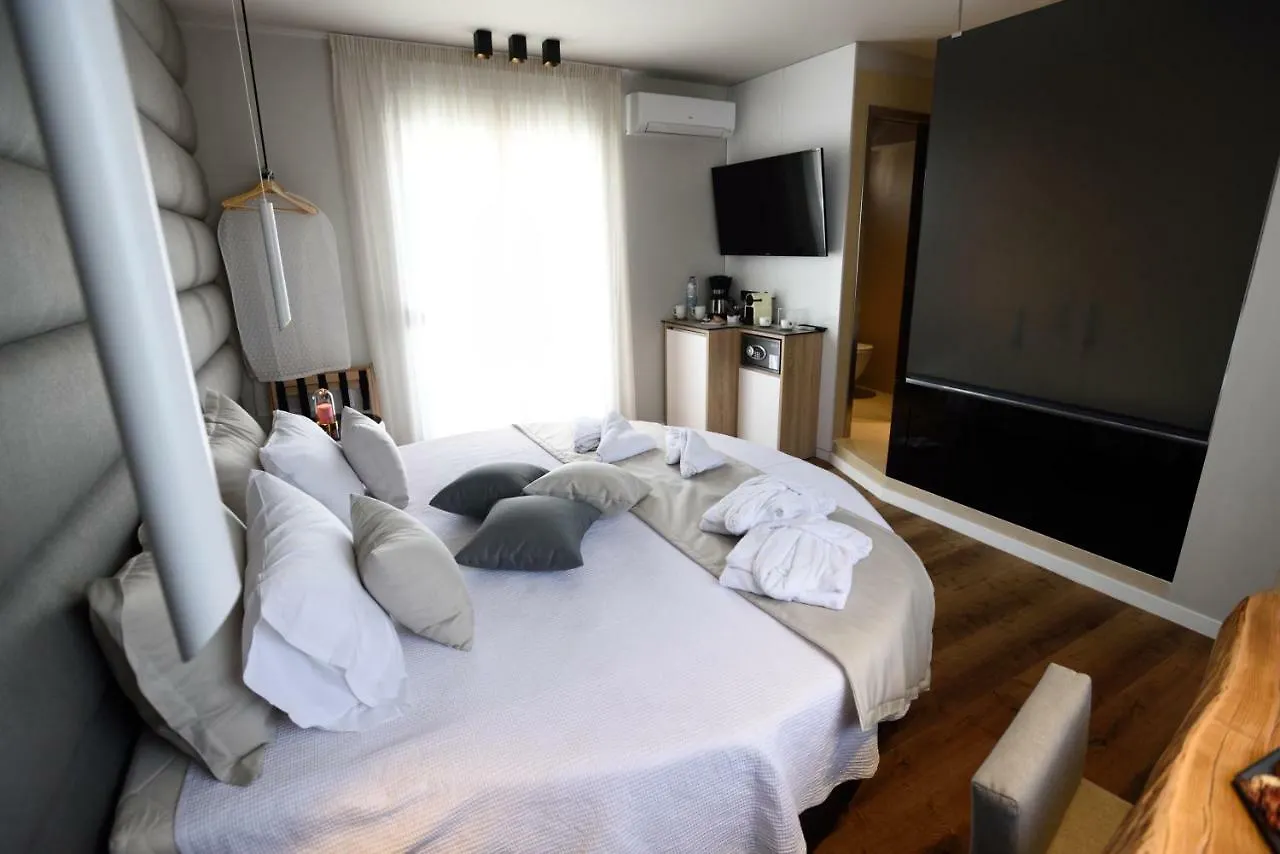 Magnifique Luxury Suites Salonicco