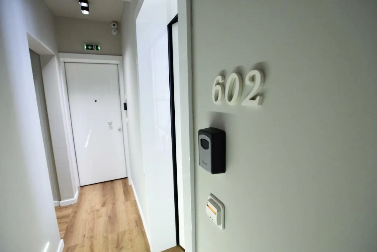 Magnifique Luxury Suites Thessaloniki Apartment