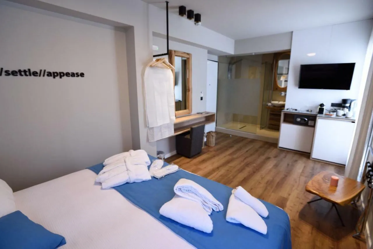 Magnifique Luxury Suites Thessaloniki Apartment