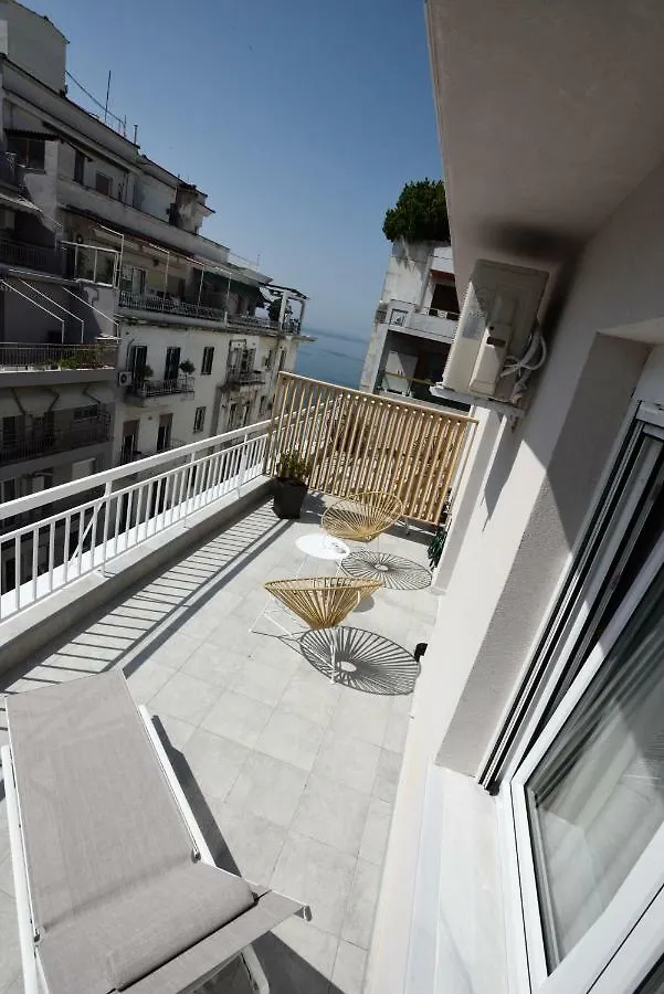 Magnifique Luxury Suites Thessaloniki Apartment